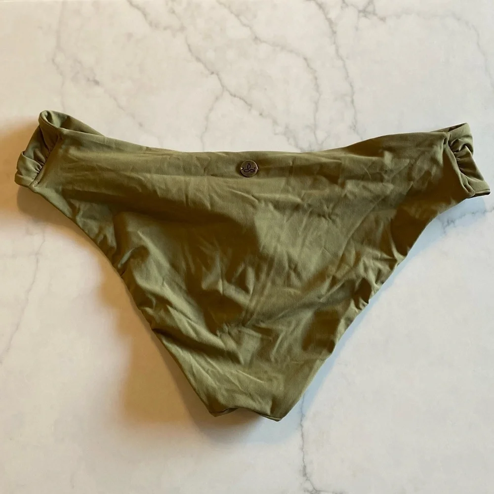 Prana brand new